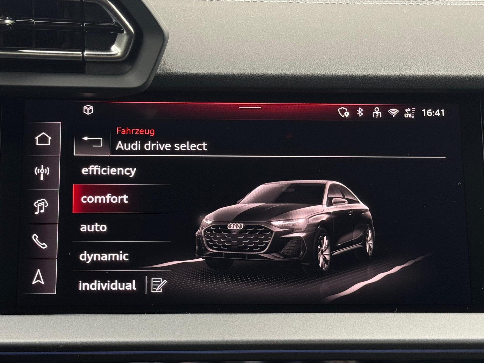 AUDI S3 Limousine TFSI quattro S-tronic-image-20
