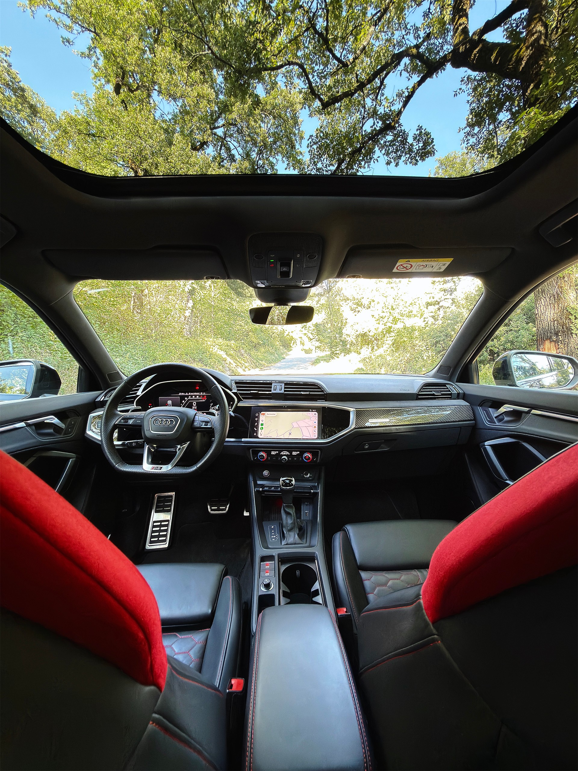 AUDI RS Q3 Sportback quattro S tronic-image-2