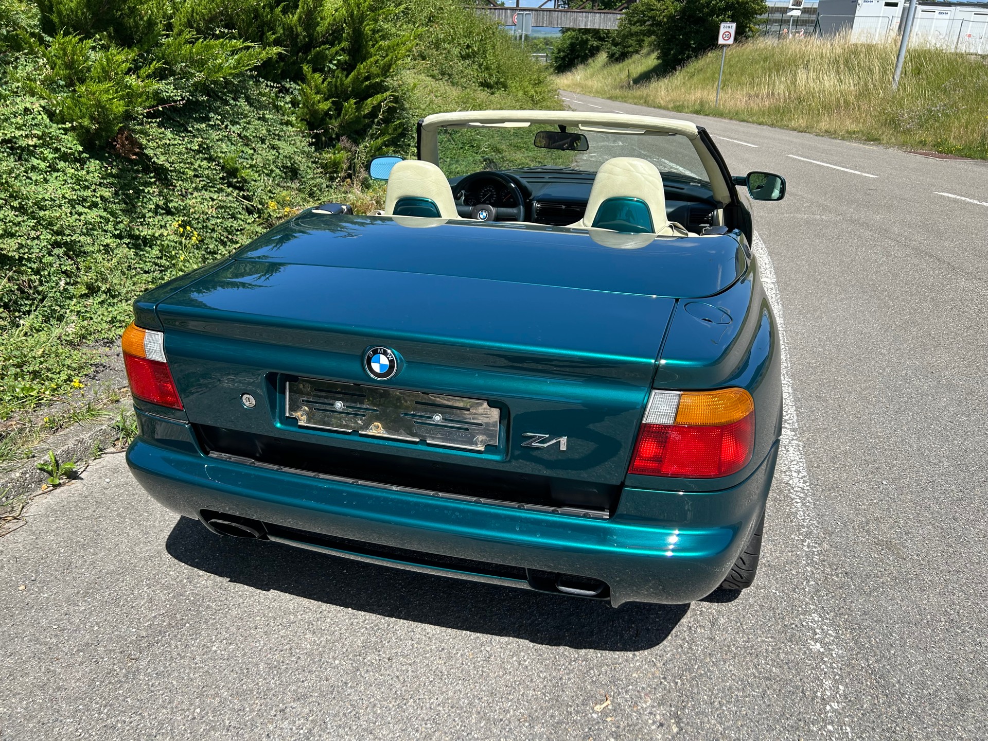 BMW Z1-image-3
