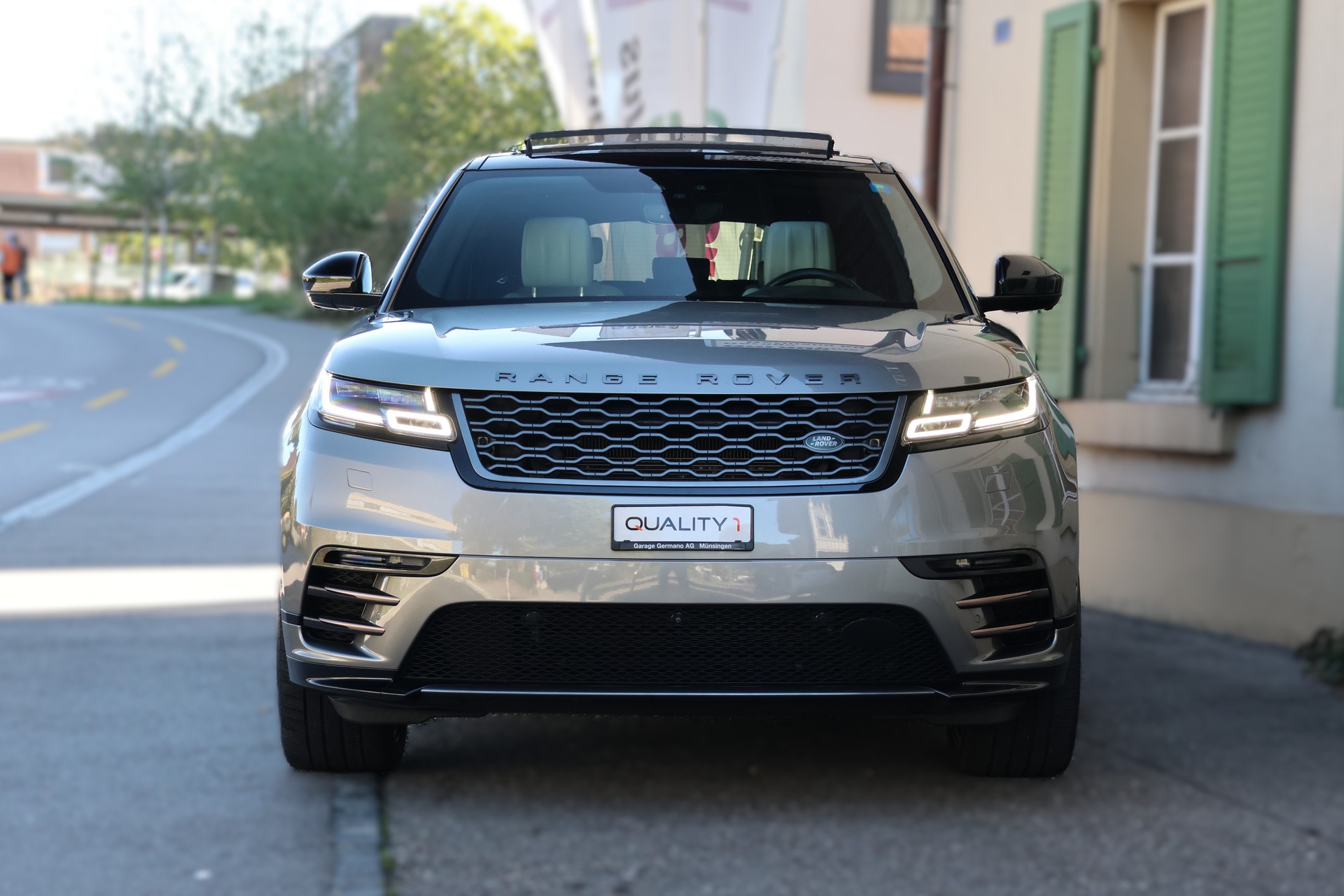 LAND ROVER Range Rover Velar D 300 First Edition Automatic-image-1