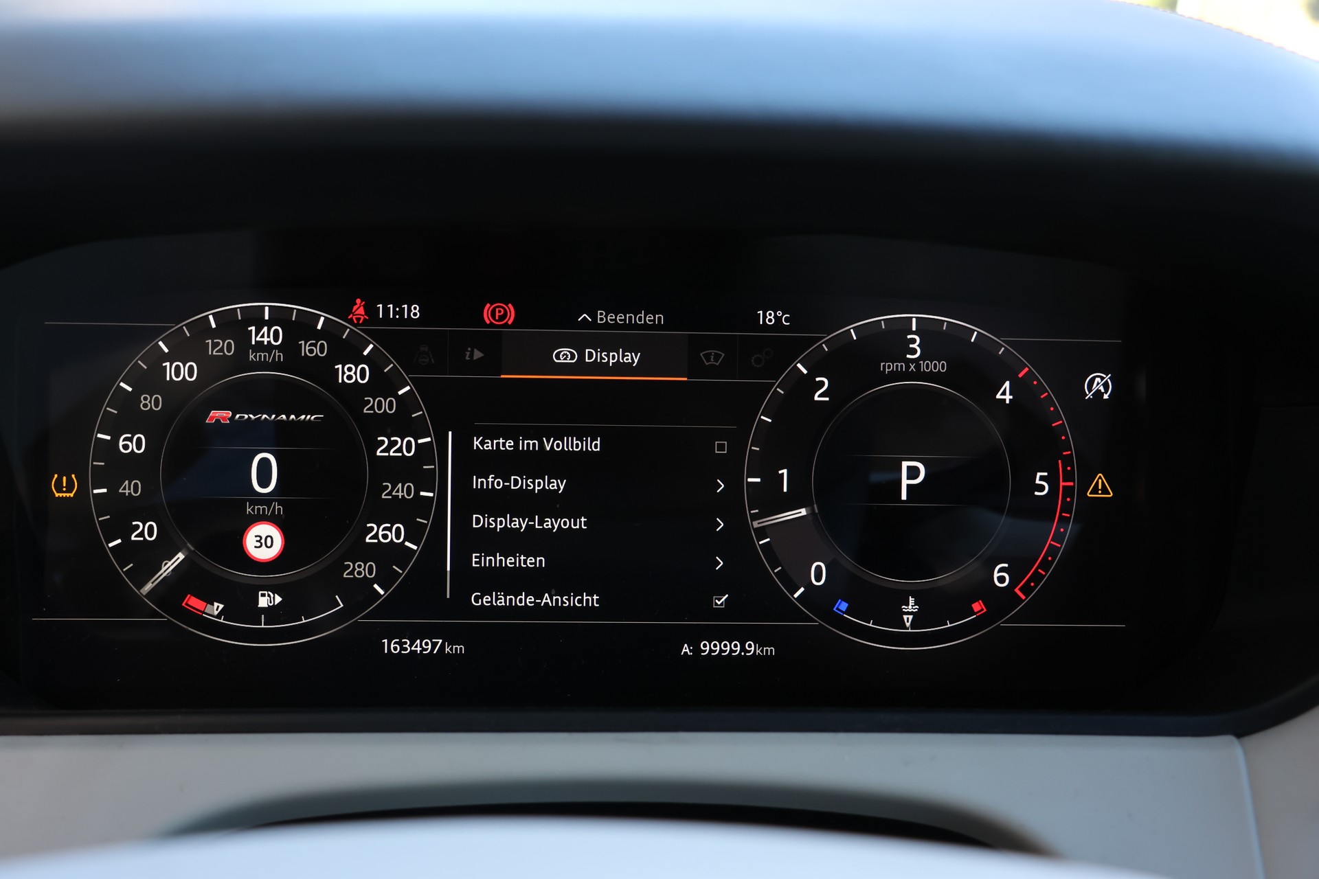 LAND ROVER Range Rover Velar D 300 First Edition Automatic-image-25