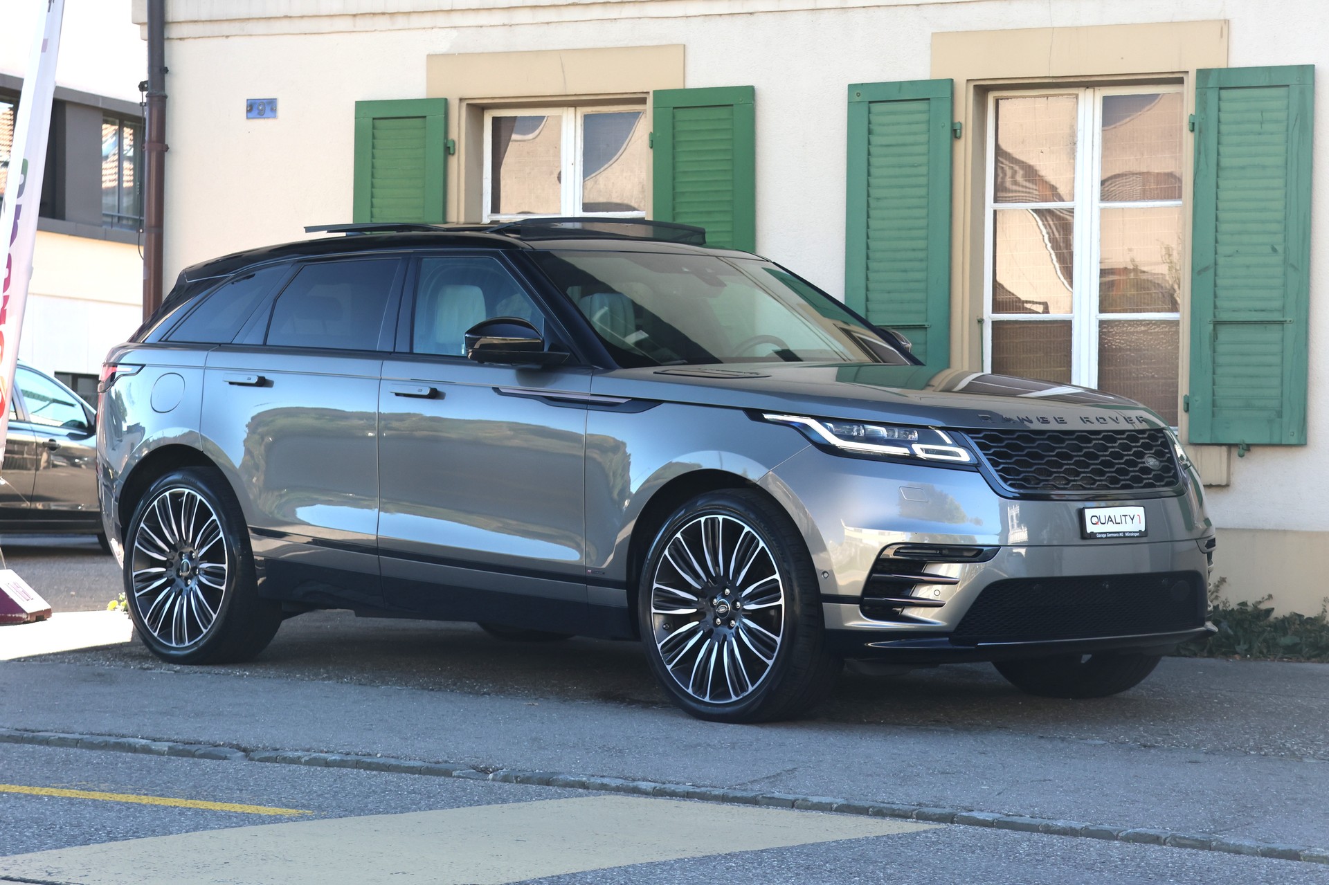 LAND ROVER Range Rover Velar D 300 First Edition Automatic-image-3