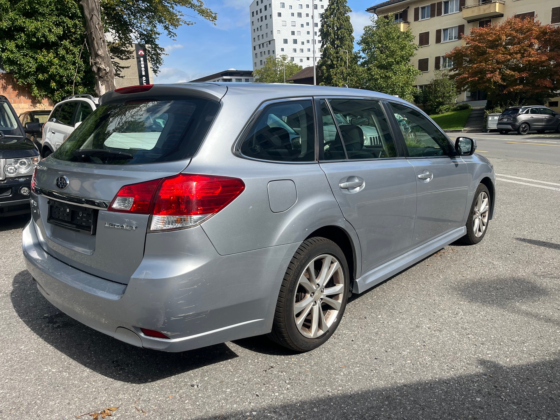 SUBARU Legacy 2.5i Swiss AWD Lineartronic-image-4