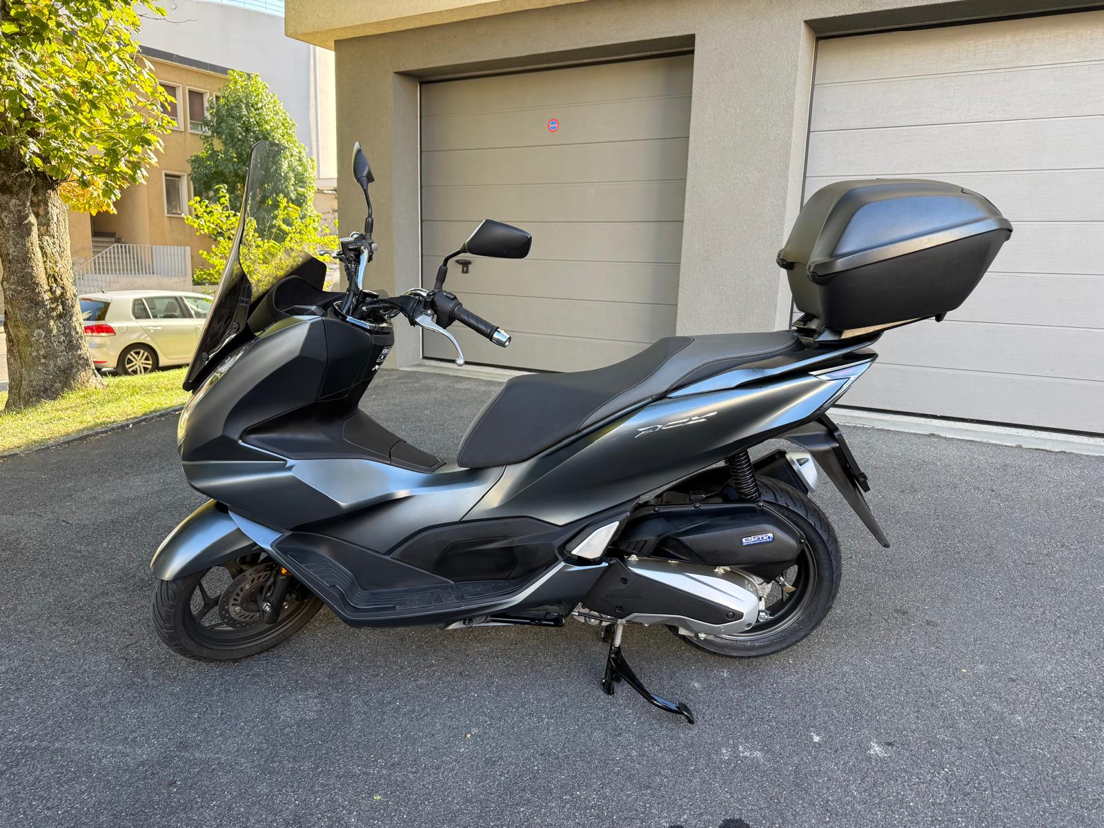 HONDA PCX 125 i ABS-showroom-element-2