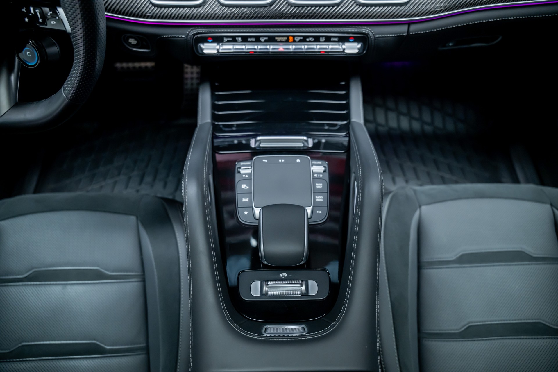 MERCEDES-BENZ GLE 53 AMG 4matic+ Coupé / Panorama-Glasdach / 360°Kamera / Burmester-image-37