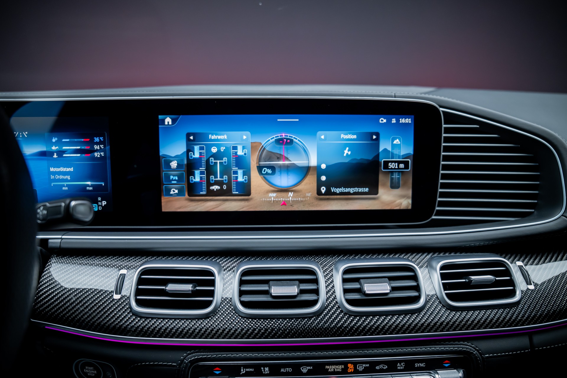 MERCEDES-BENZ GLE 53 AMG 4matic+ Coupé / Panorama-Glasdach / 360°Kamera / Burmester-image-34