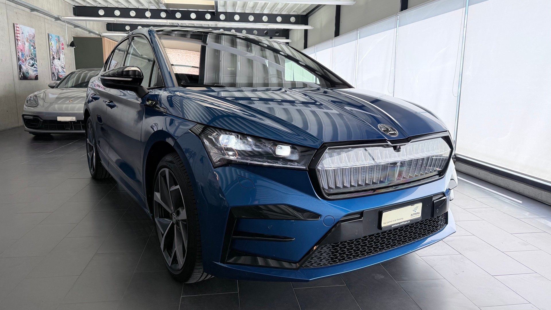 SKODA Enyaq Coupé iV RS 4x4-image-23