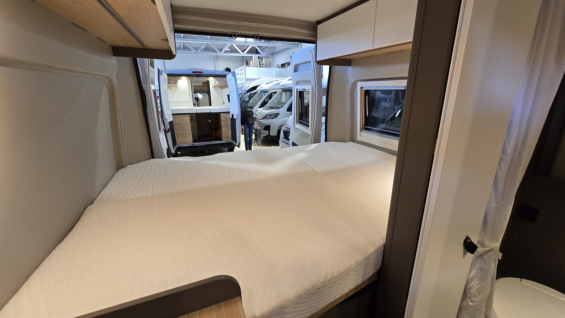 LMC Innovan 600 "70- Jahre Edition" / Fiat Ducato 2.2MJT 140PS-image-12