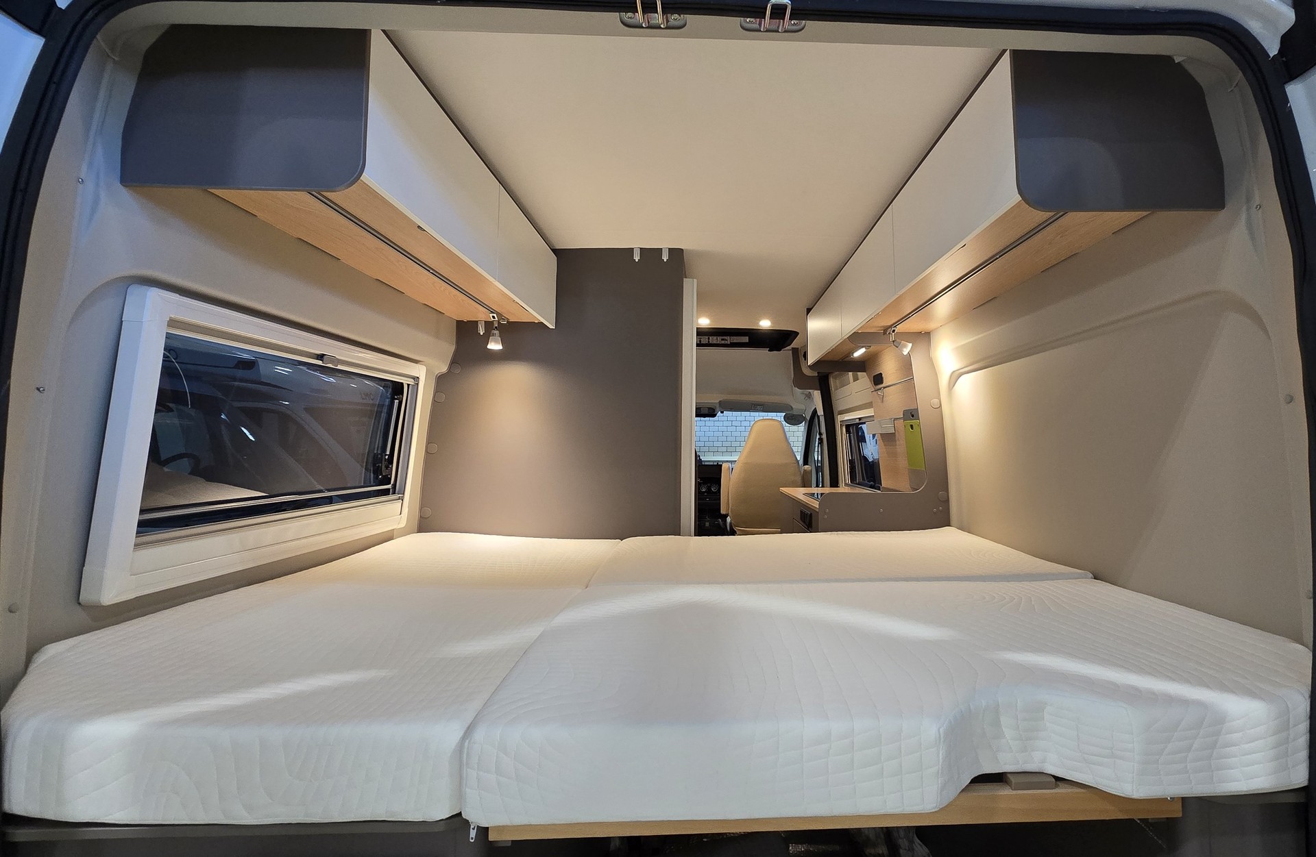 LMC Innovan 600 "70- Jahre Edition" / Fiat Ducato 2.2MJT 140PS-image-5