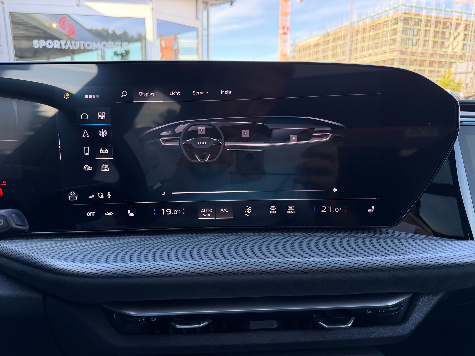 AUDI Q5 Sportback TFSI quattro 150 kW S-tronic-image-35