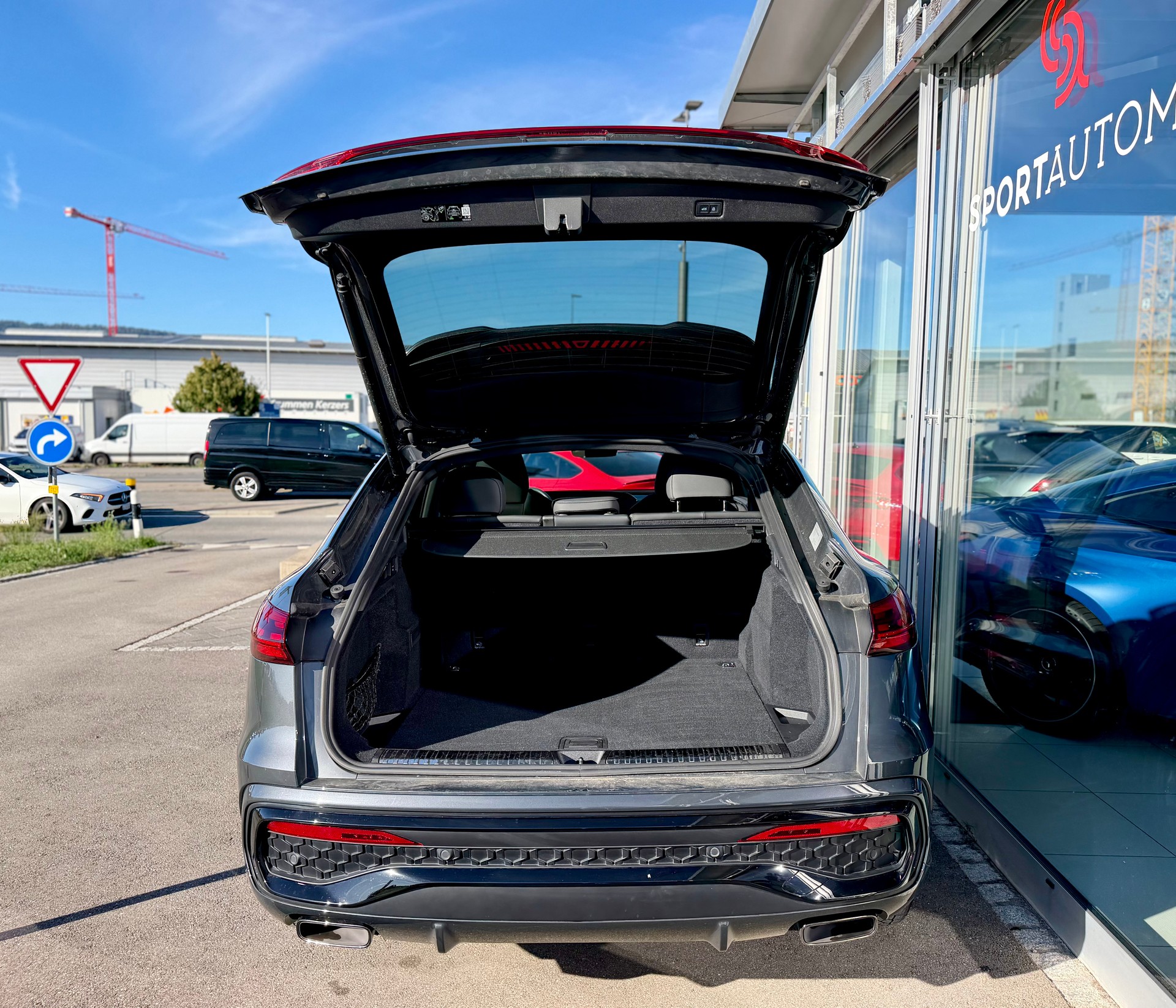 AUDI Q5 Sportback TFSI quattro 150 kW S-tronic-image-11