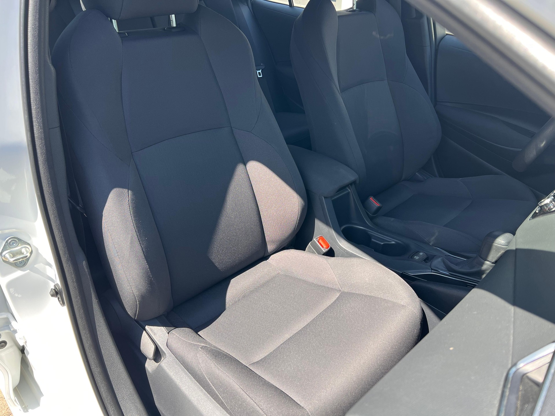 TOYOTA Corolla Touring Sports 1.8 HSD Active-image-14