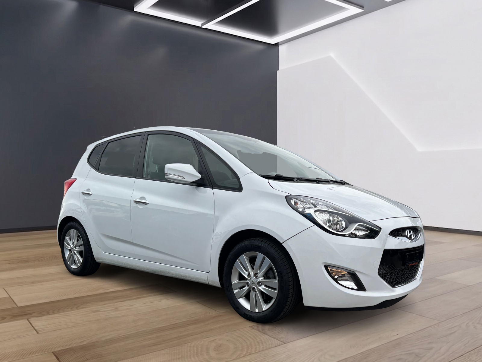 HYUNDAI iX20 1.6 Premium Automatic-showroom-element-2