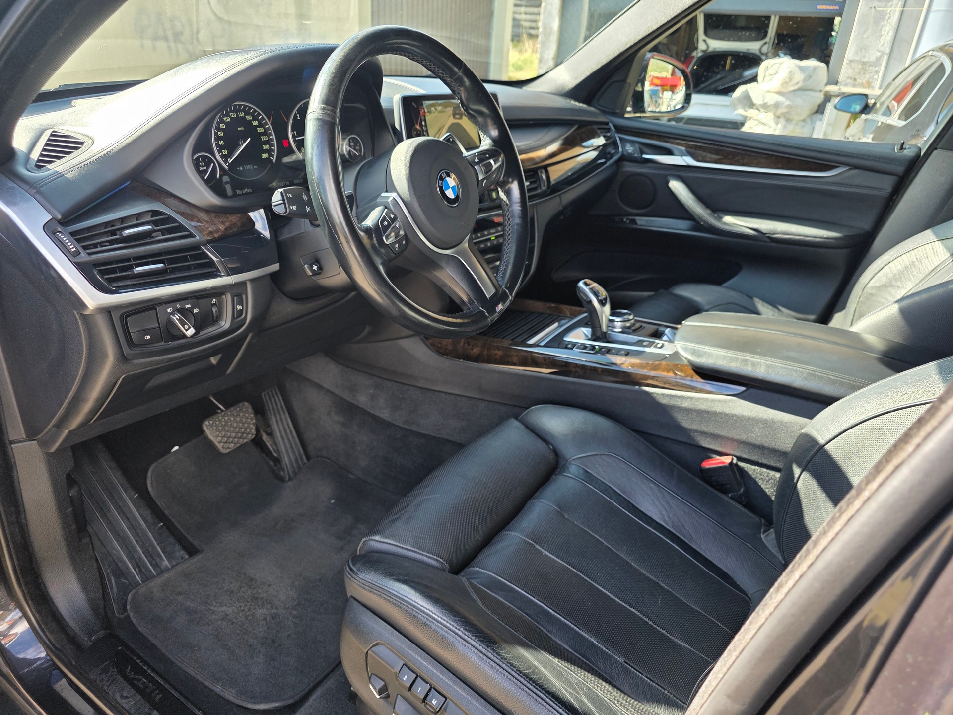 BMW X5 xDrive 40d Steptronic-image-9