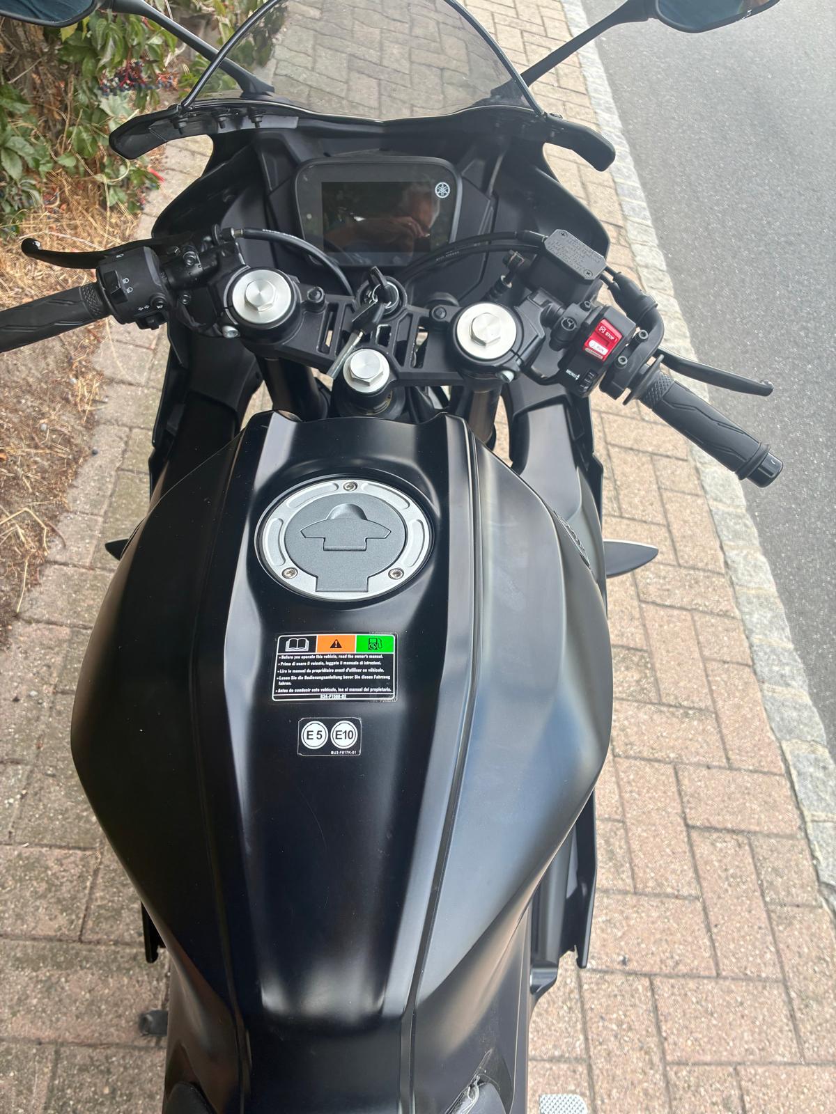 YAMAHA YZF-R 125 ABS-image-6