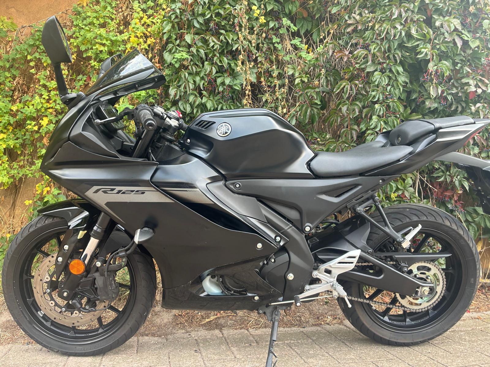 YAMAHA YZF-R 125 ABS-image-10