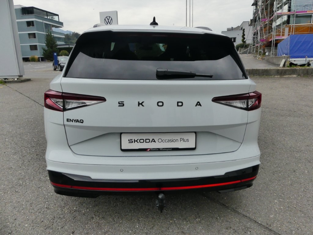 SKODA Enyaq 4x4 RS-image-2