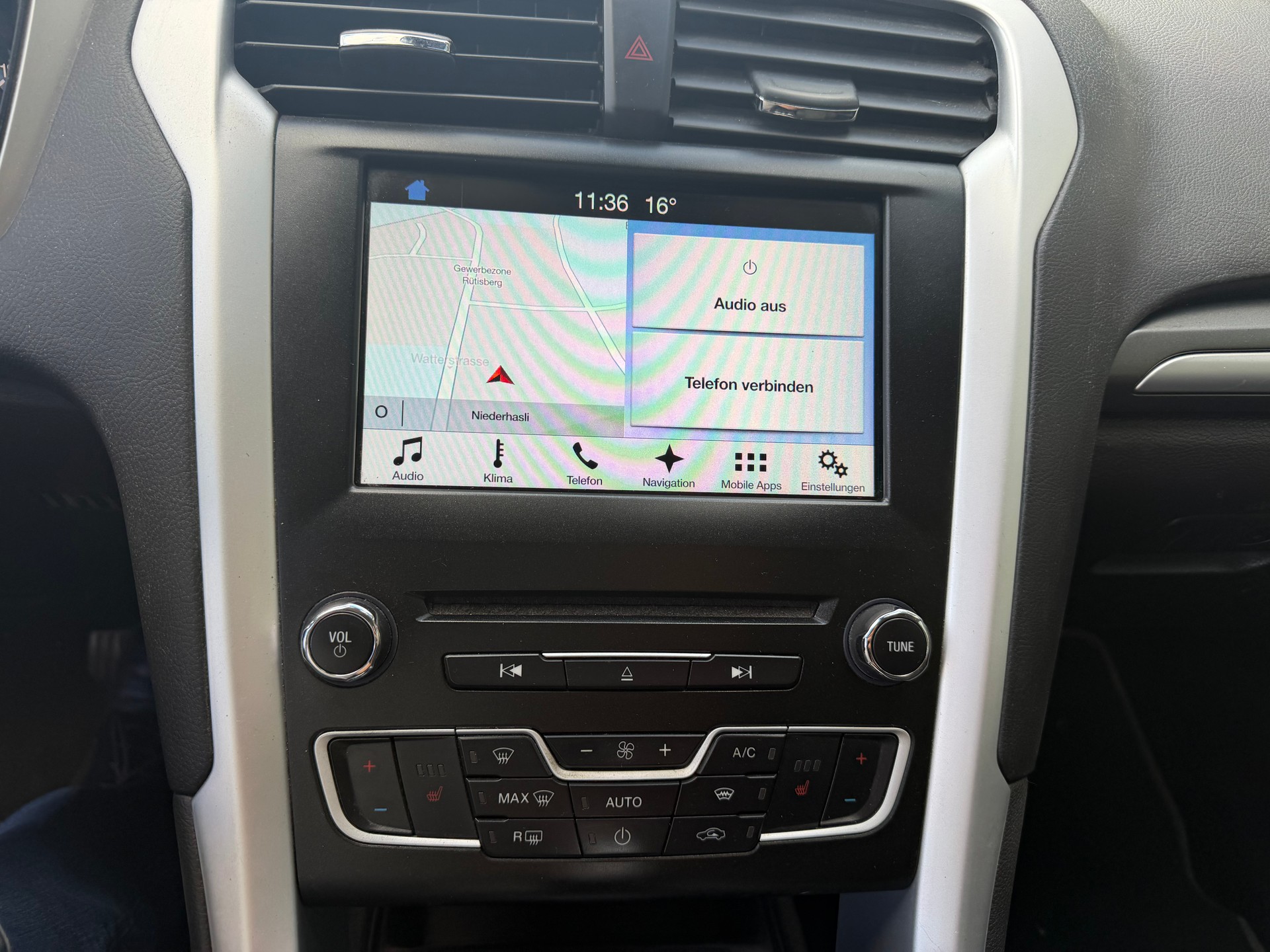 FORD Mondeo 2.0 TDCi Trend PowerShift-image-4