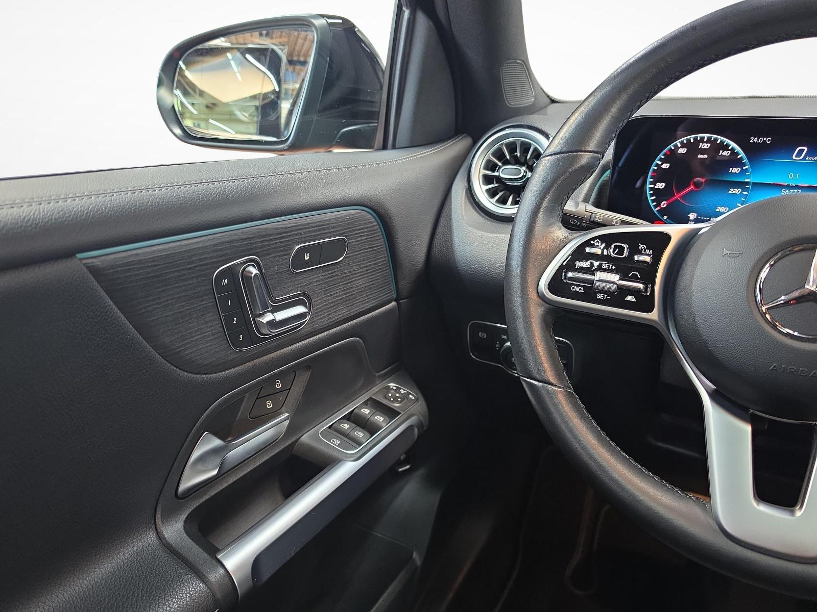 MERCEDES-BENZ GLB 220 d 4MATIC AMG Line-image-9