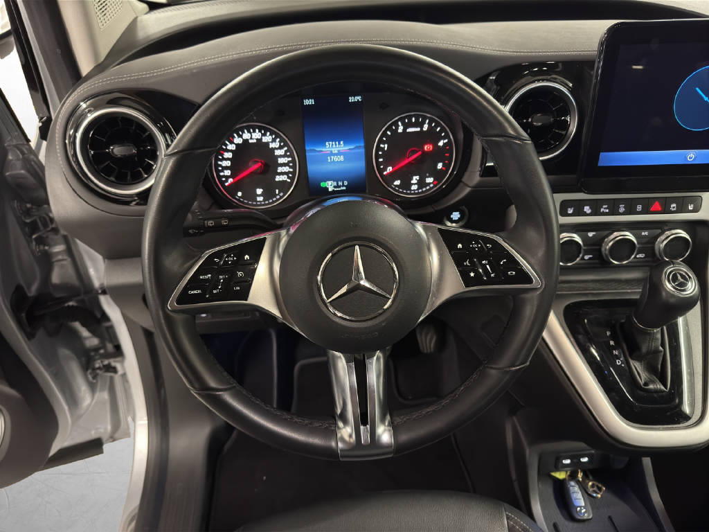 MERCEDES-BENZ T 180 d Progressive S-image-11