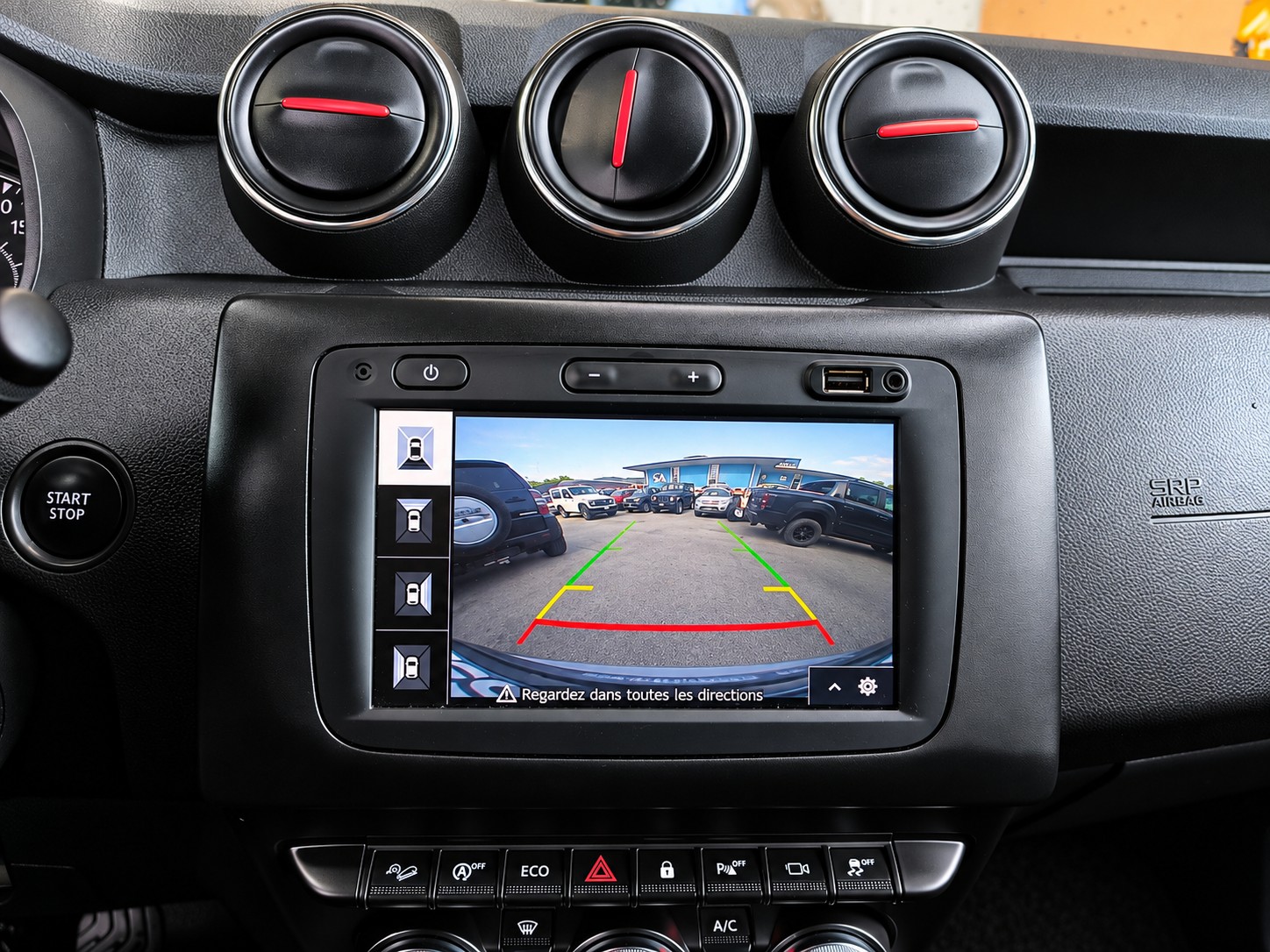 DACIA Duster SCe 115 Ultimate 4x4-image-4
