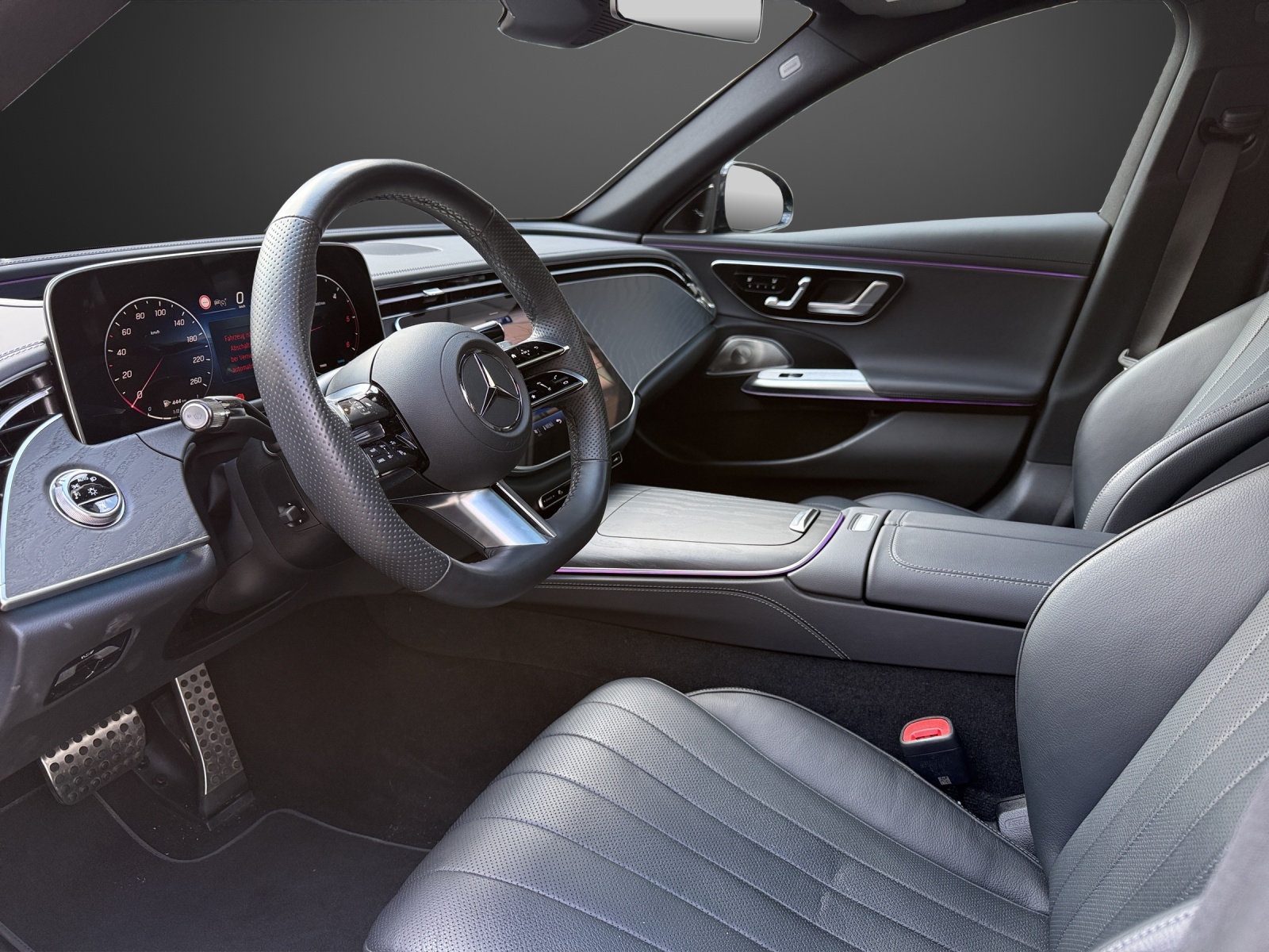 MERCEDES-BENZ E 220 d 4Matic 9G-Tronic-image-9