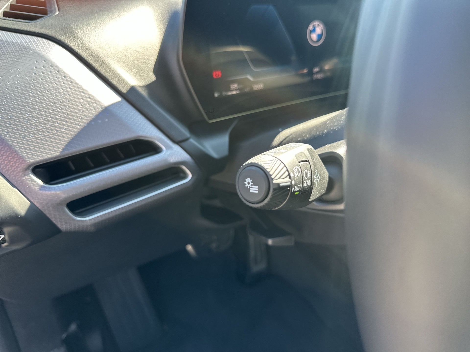 BMW 123 xDrive M Sport Pro Steptronic-image-19