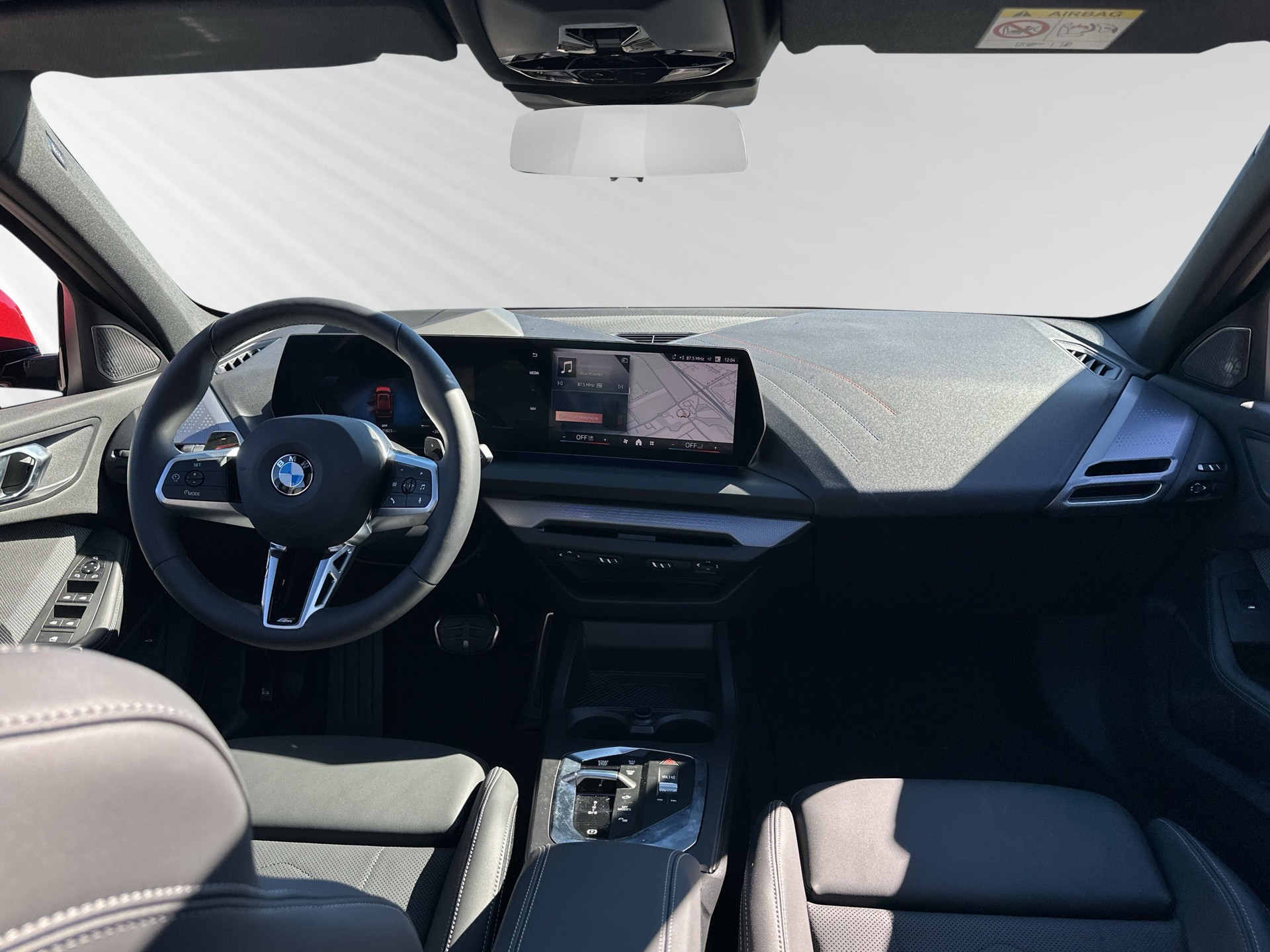 BMW 123 xDrive M Sport Pro Steptronic-image-5