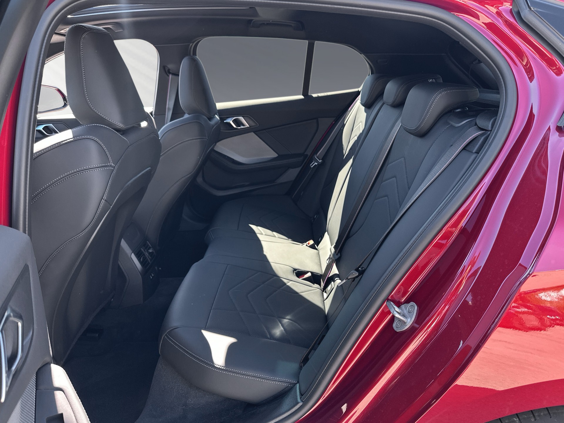 BMW 123 xDrive M Sport Pro Steptronic-image-6