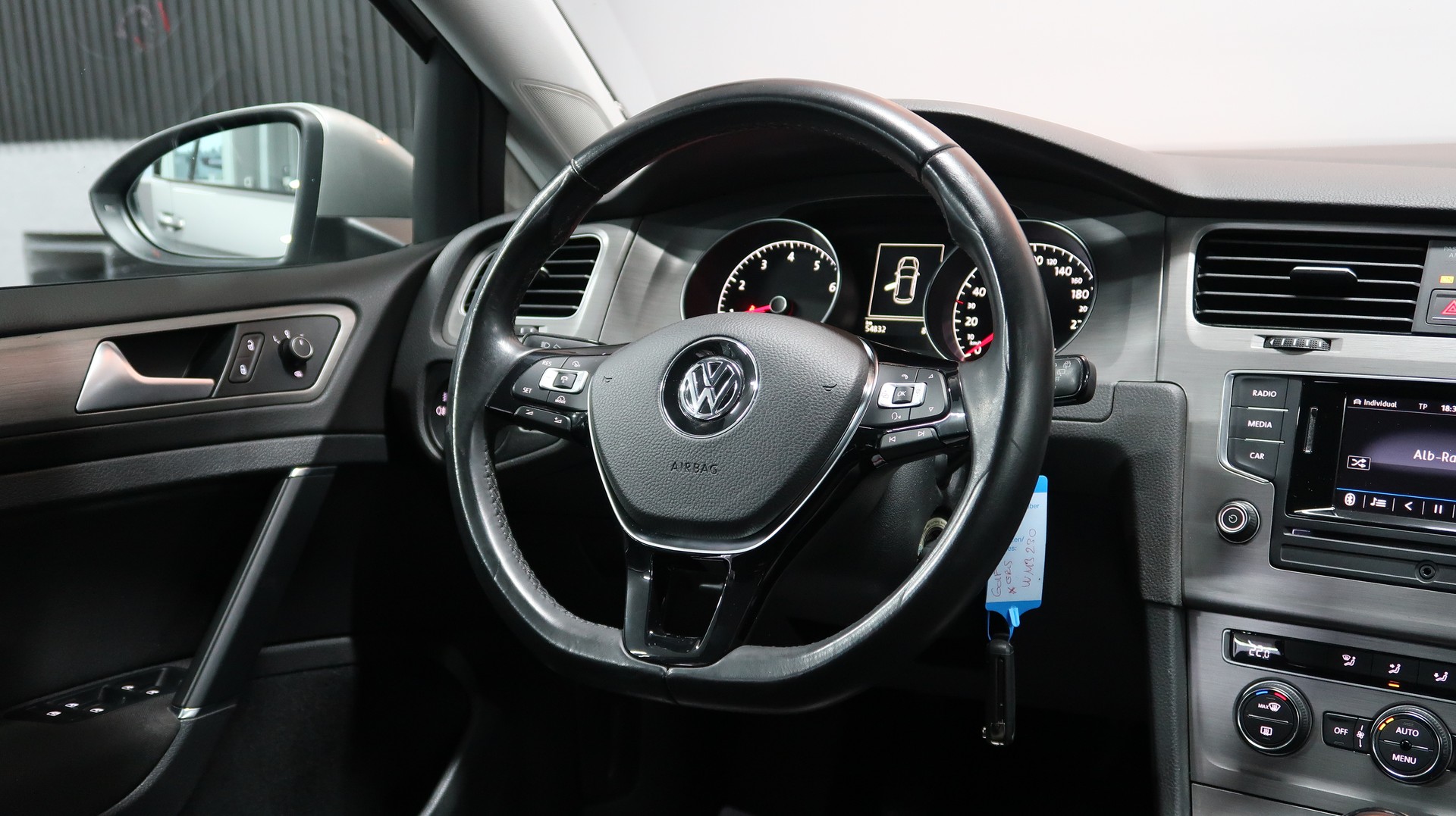 VW Golf 1.4 TSI / CH / EXPERTISE / MFK / GARANTIE-image-18
