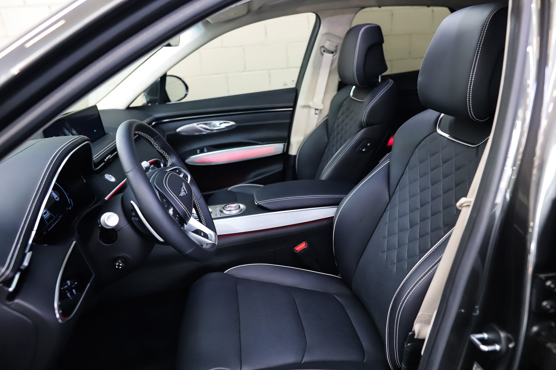GENESIS GV70 Electrified Sport kWh 77,4 AWD * Makalu Gray Metallic *-image-9