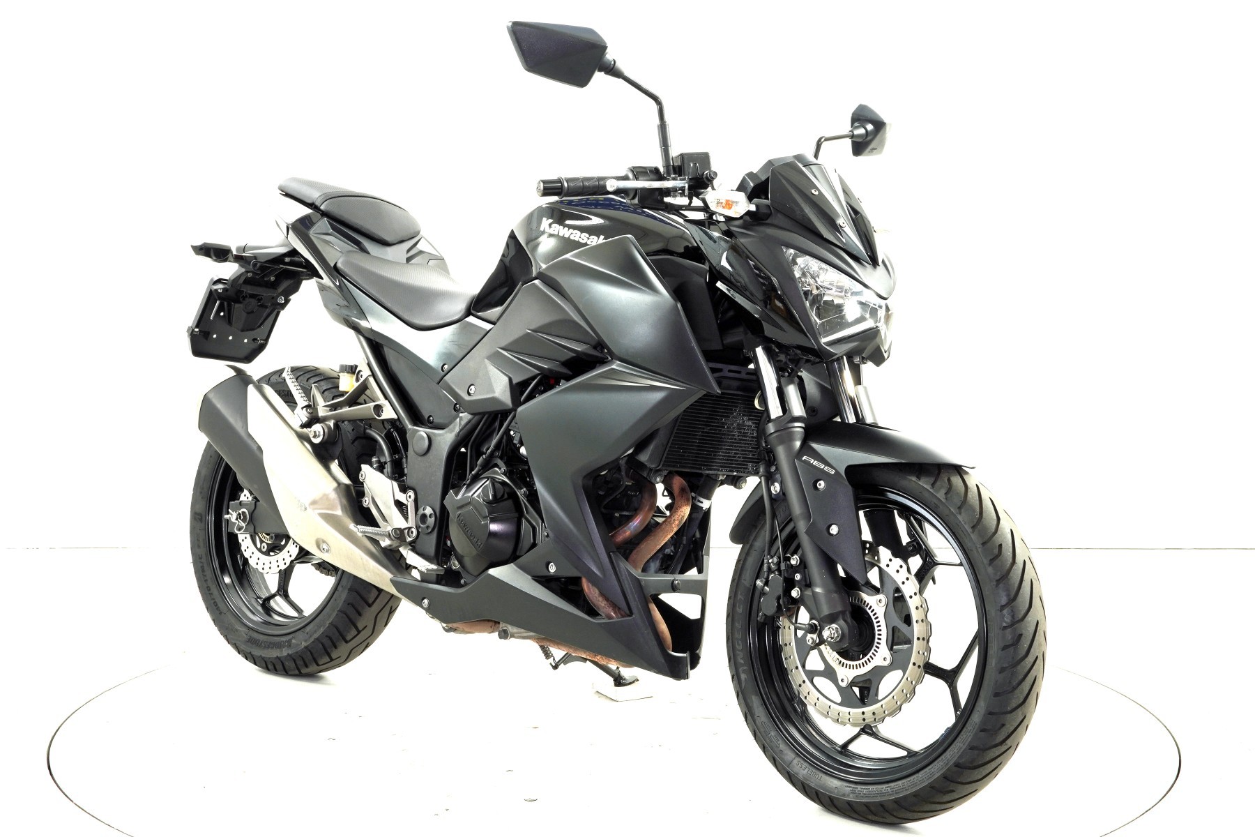 KAWASAKI Z 300 ABS-showroom-element-1