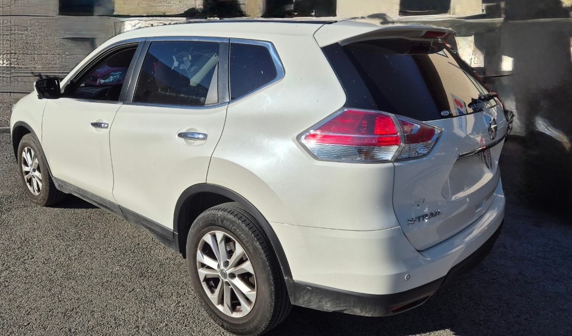 NISSAN X-Trail 2.0 dCi acenta Xtronic CVT ALL-MODE 4x4-image-2