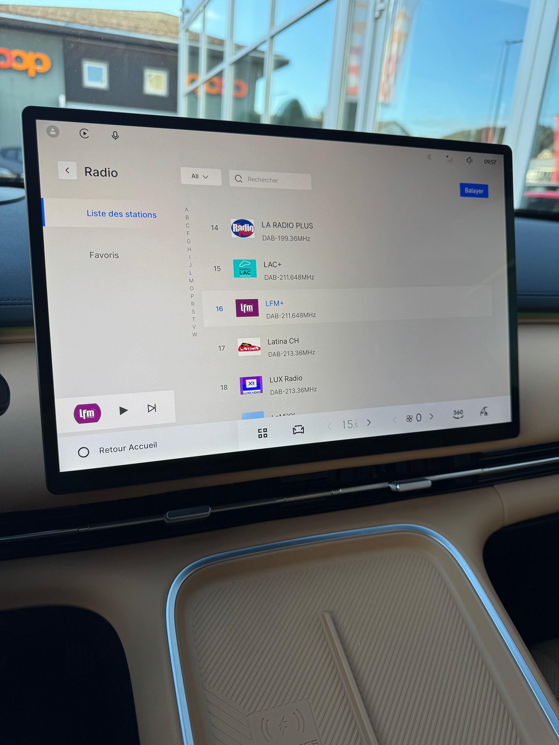 GEELY STARRAY EM-i Max+29.8 kWh cloudveil silver-image-25