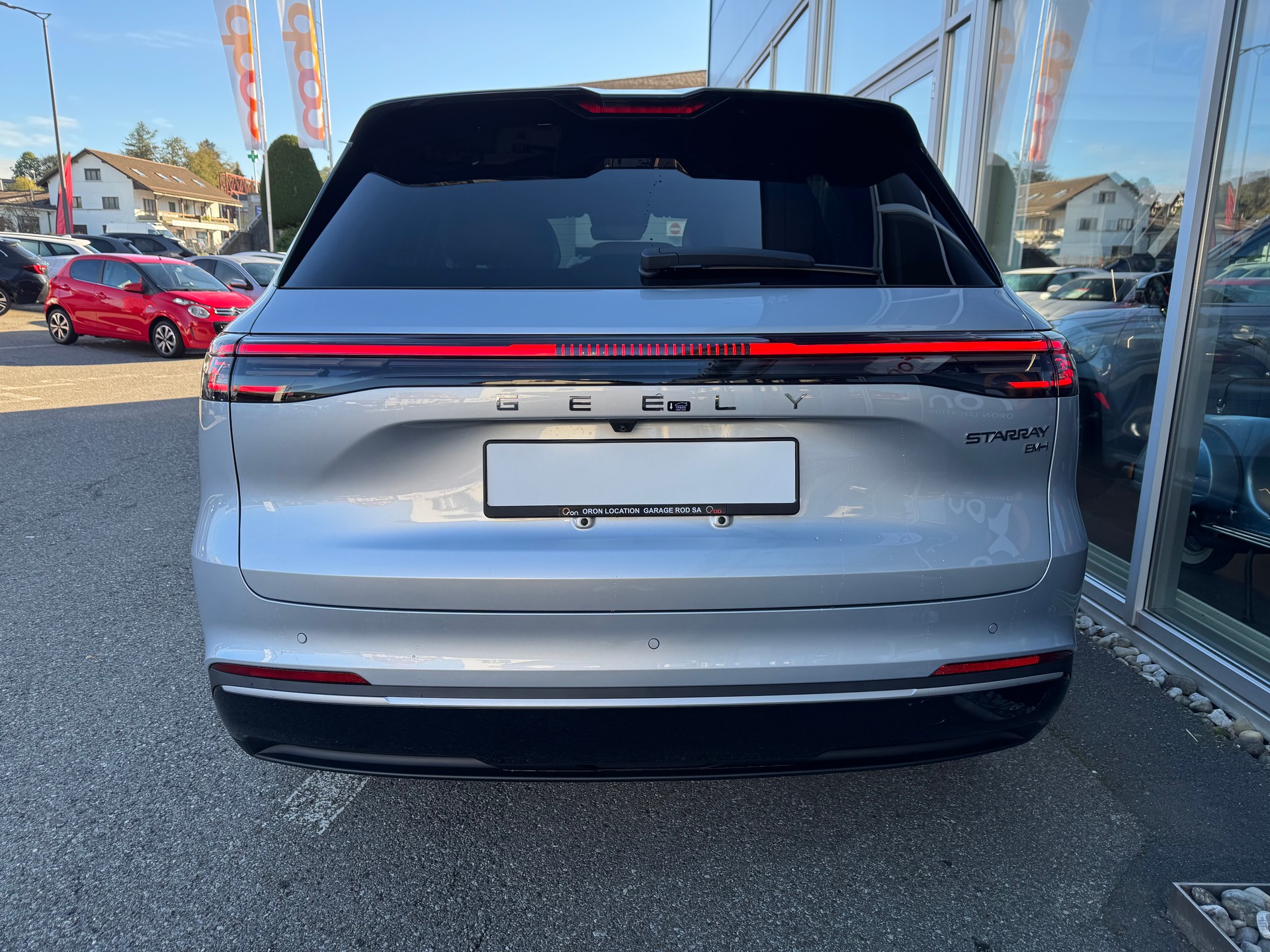 GEELY STARRAY EM-i Max+29.8 kWh cloudveil silver-image-7