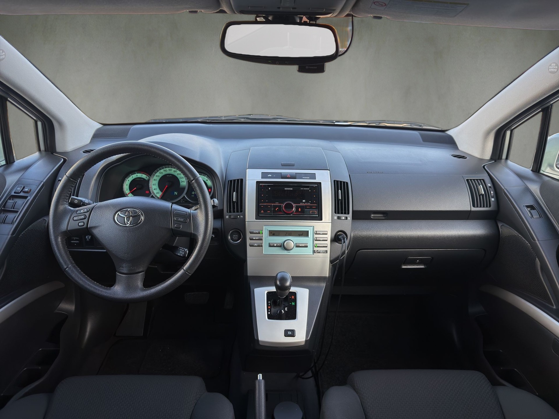 TOYOTA Corolla Verso 1.8 Linea Sol *7Plätzer*-image-9