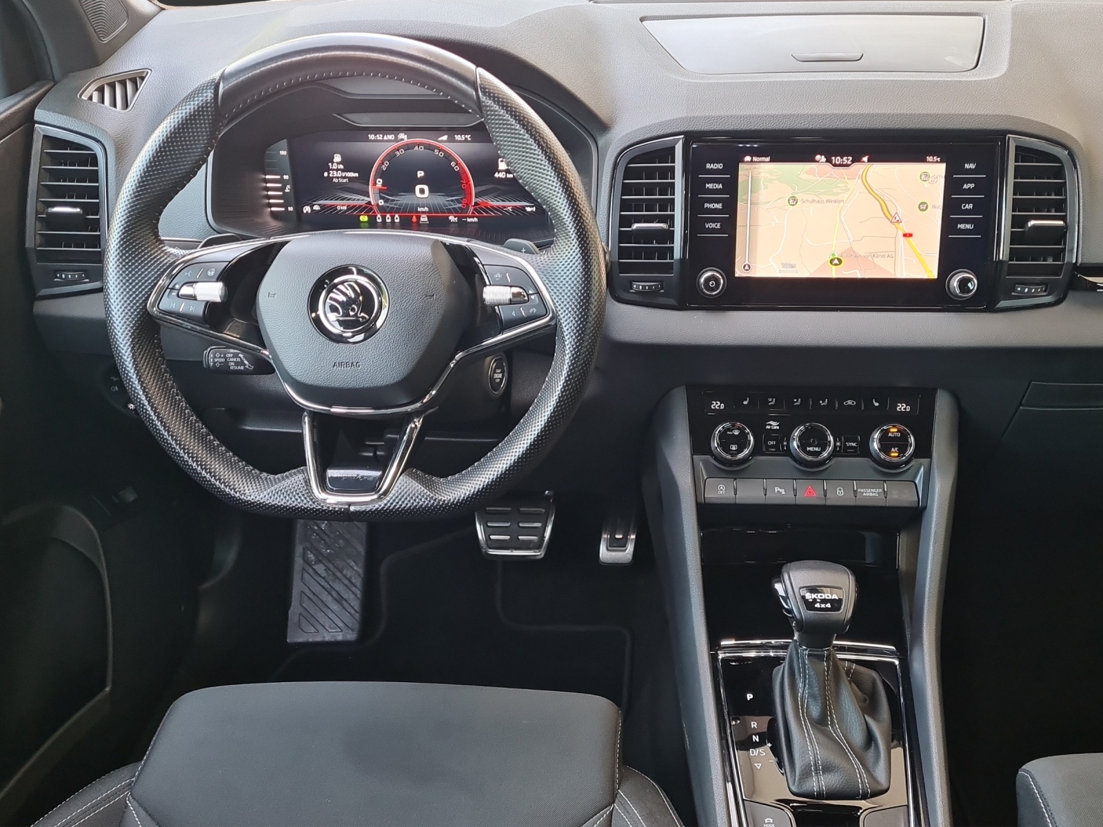 SKODA Karoq 2.0 TSI SportLine 4x4 DSG-image-7