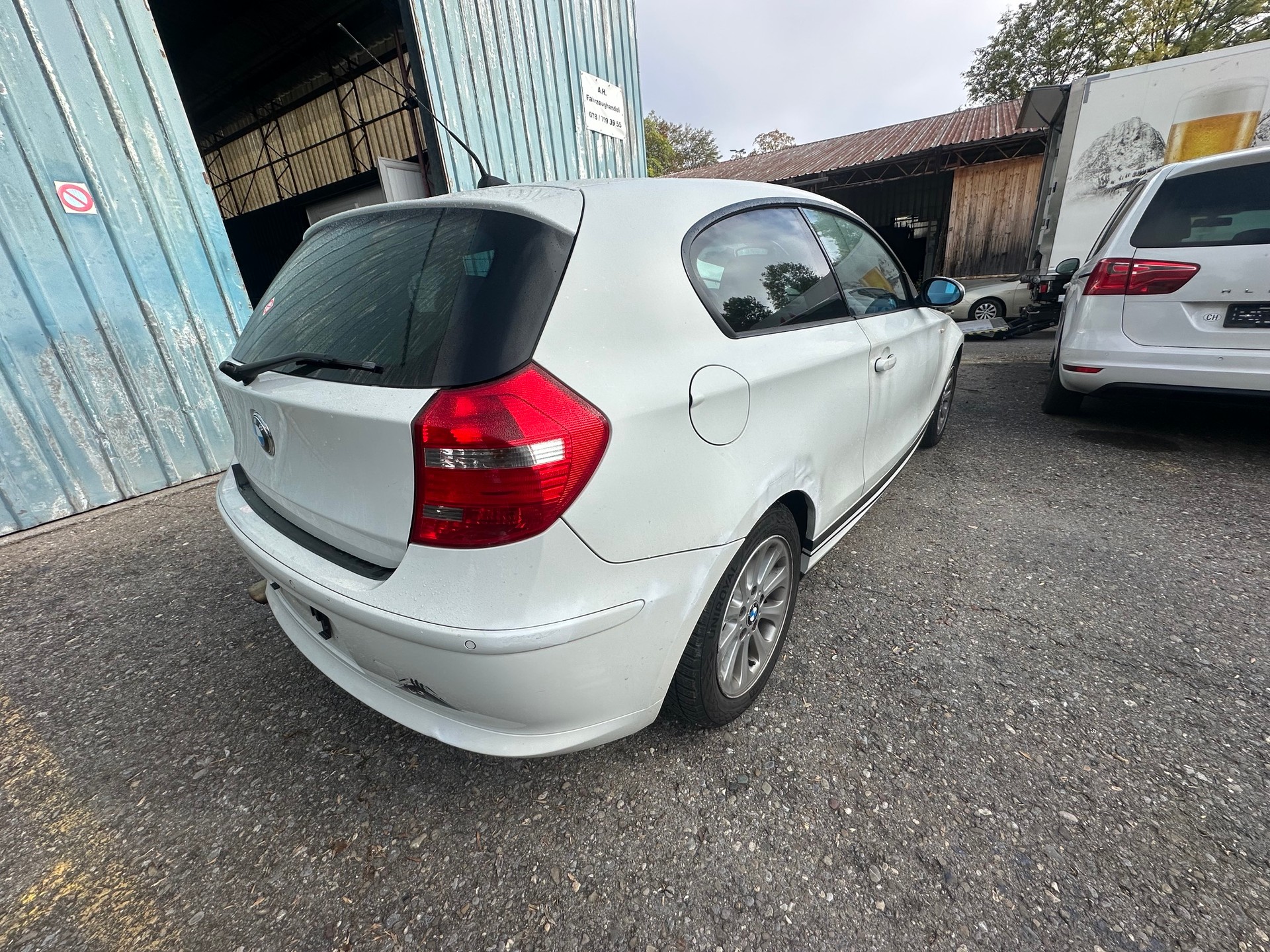 BMW 118d-image-6