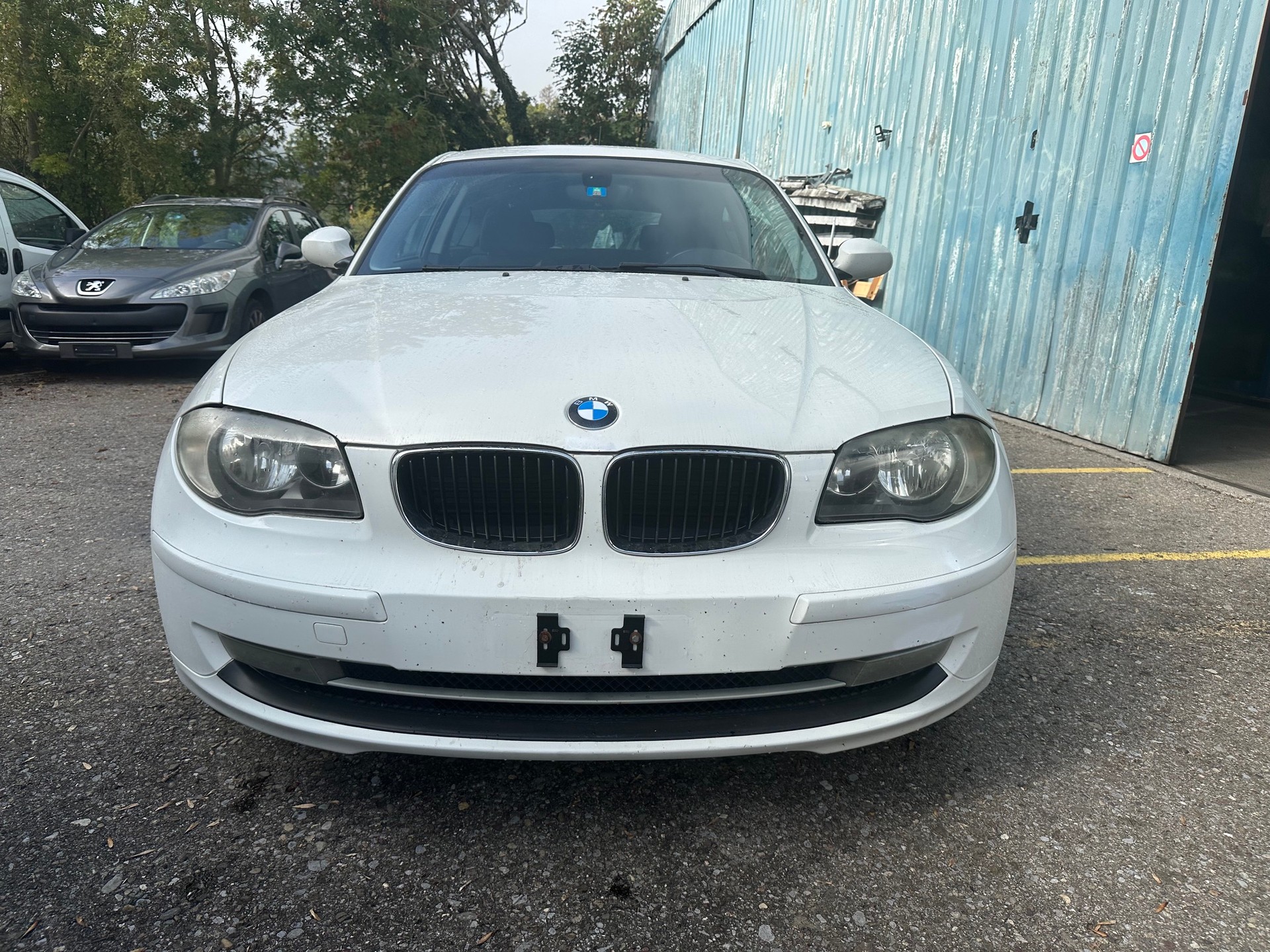 BMW 118d-image-0