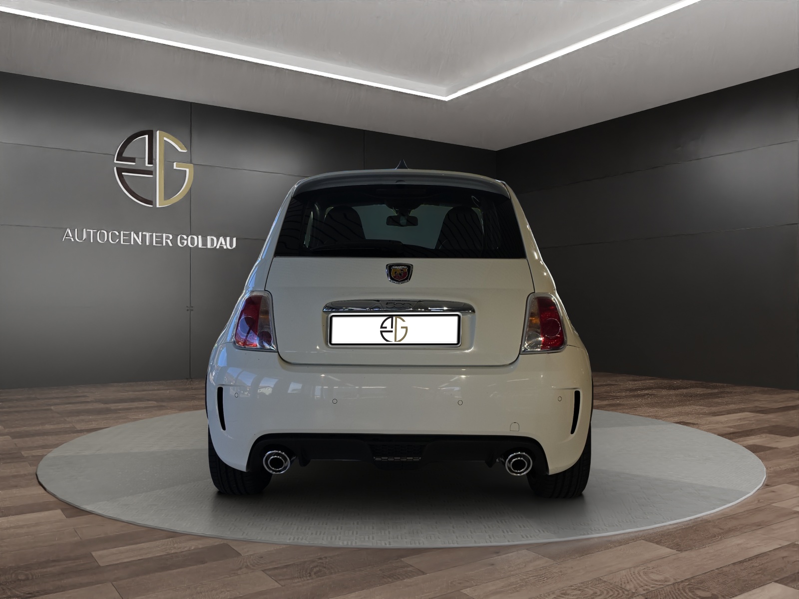 FIAT 500 1.4 16V Turbo Abarth-image-2