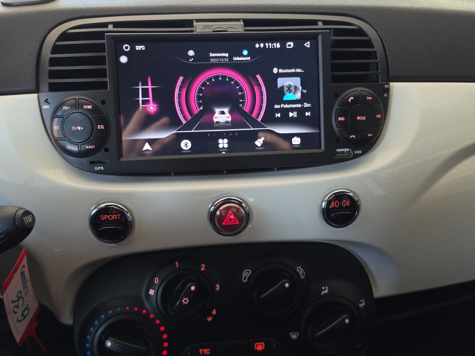 FIAT 500 1.4 16V Turbo Abarth-image-13