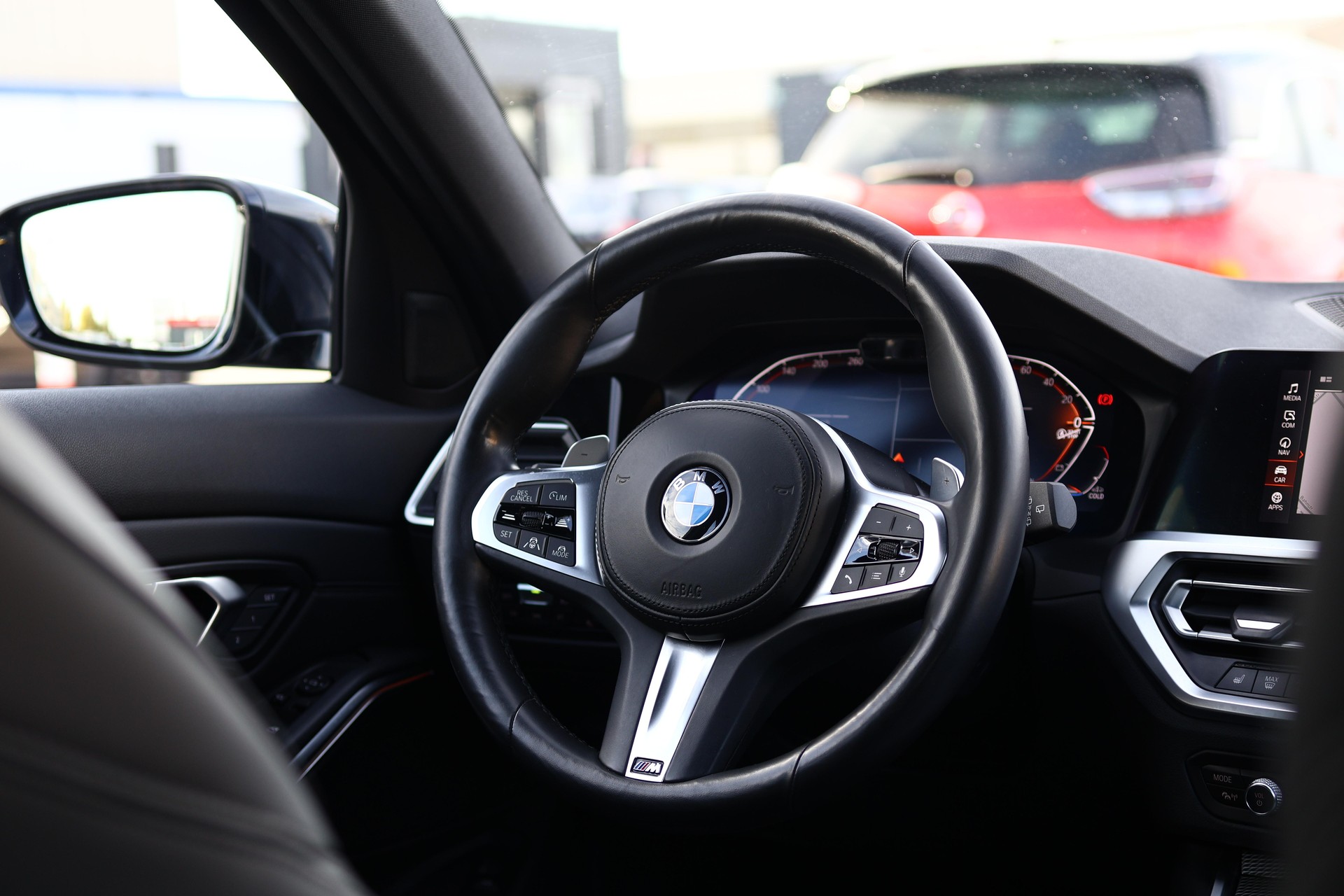 BMW 320d xDrive 48V Touring M Sport Steptronic * LASERLICHT * HEAD-UP DISPLAY * ELEKTRISCHE LEDERSITZE *-image-22