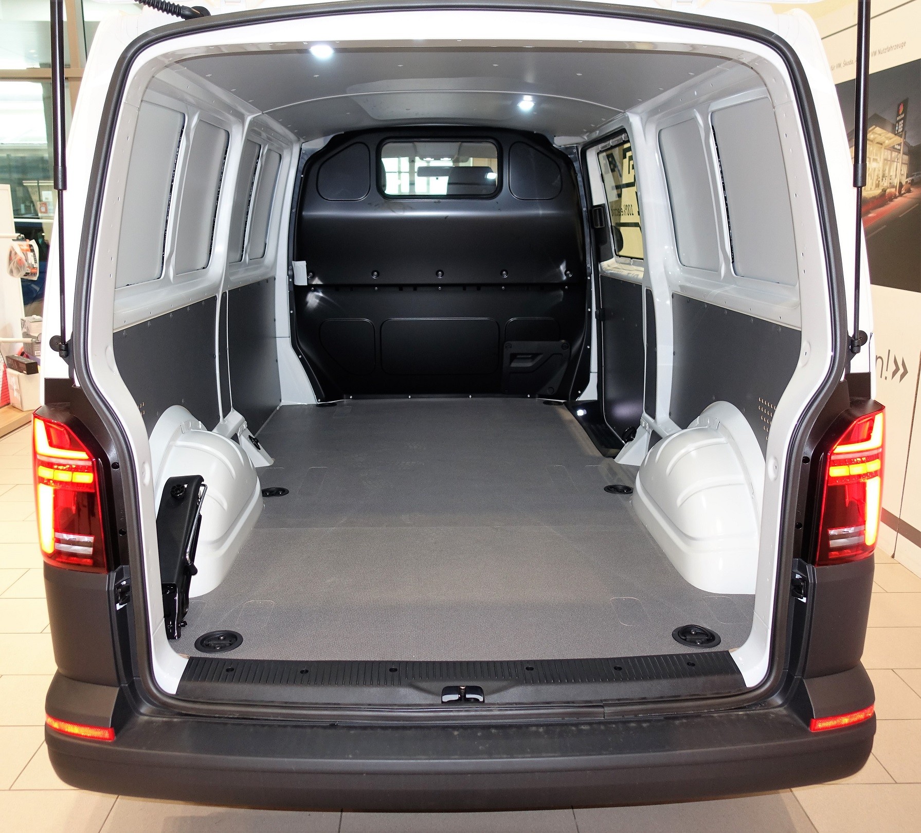 VW T6.1 ABTe-image-3