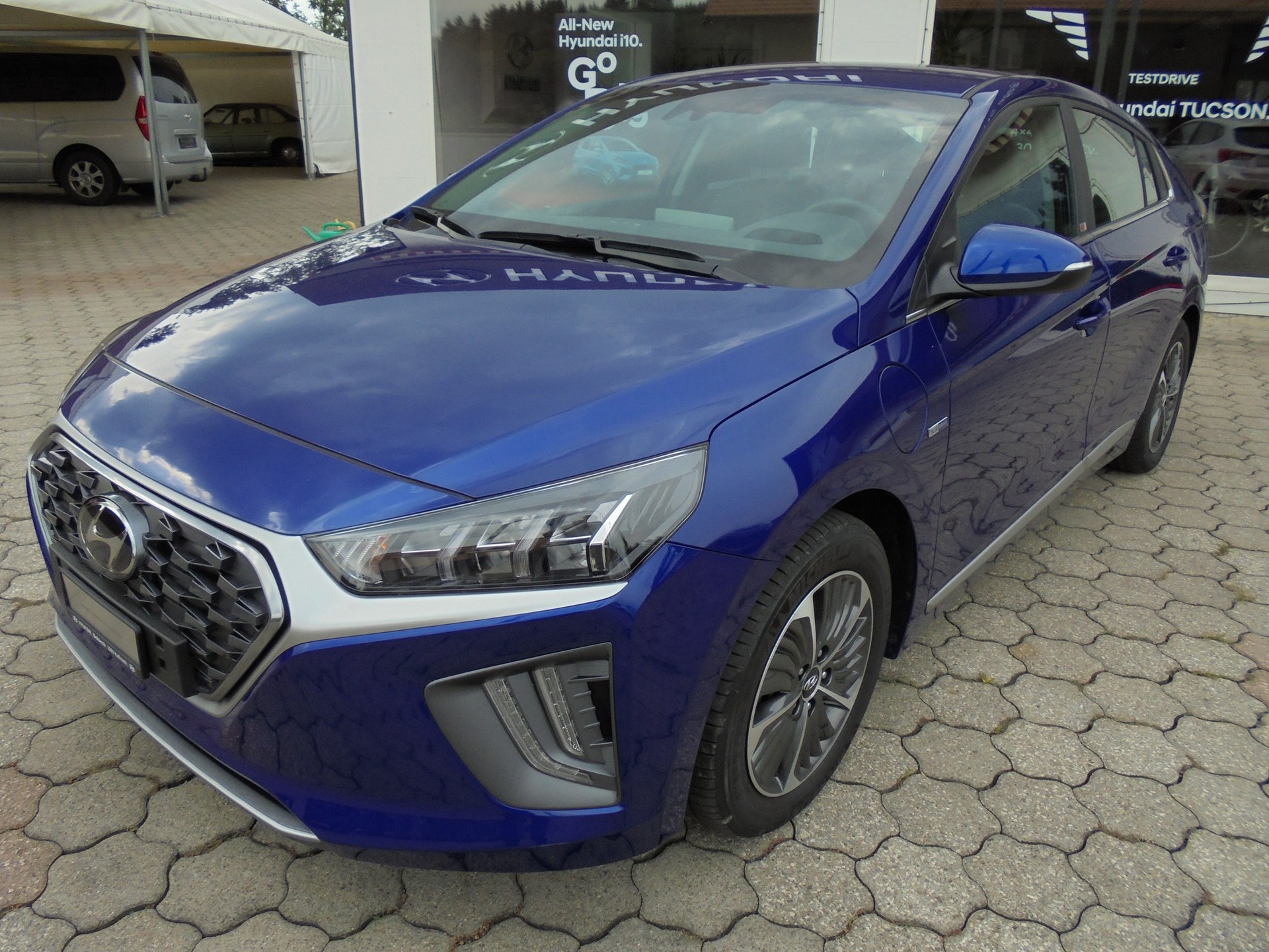 HYUNDAI Ioniq 1.6 GDi Plug in Hybrid Amplia DCT