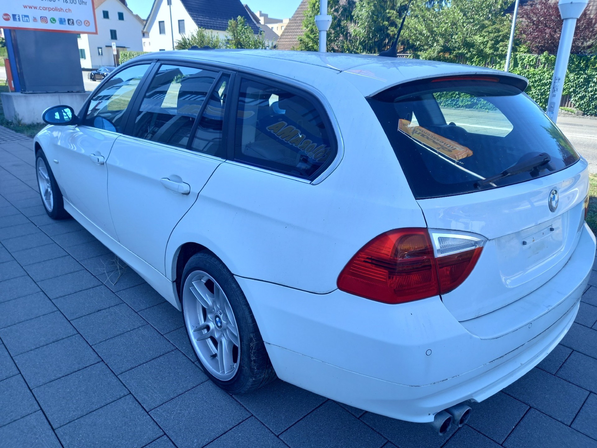 BMW 325xi Touring Steptronic-image-5