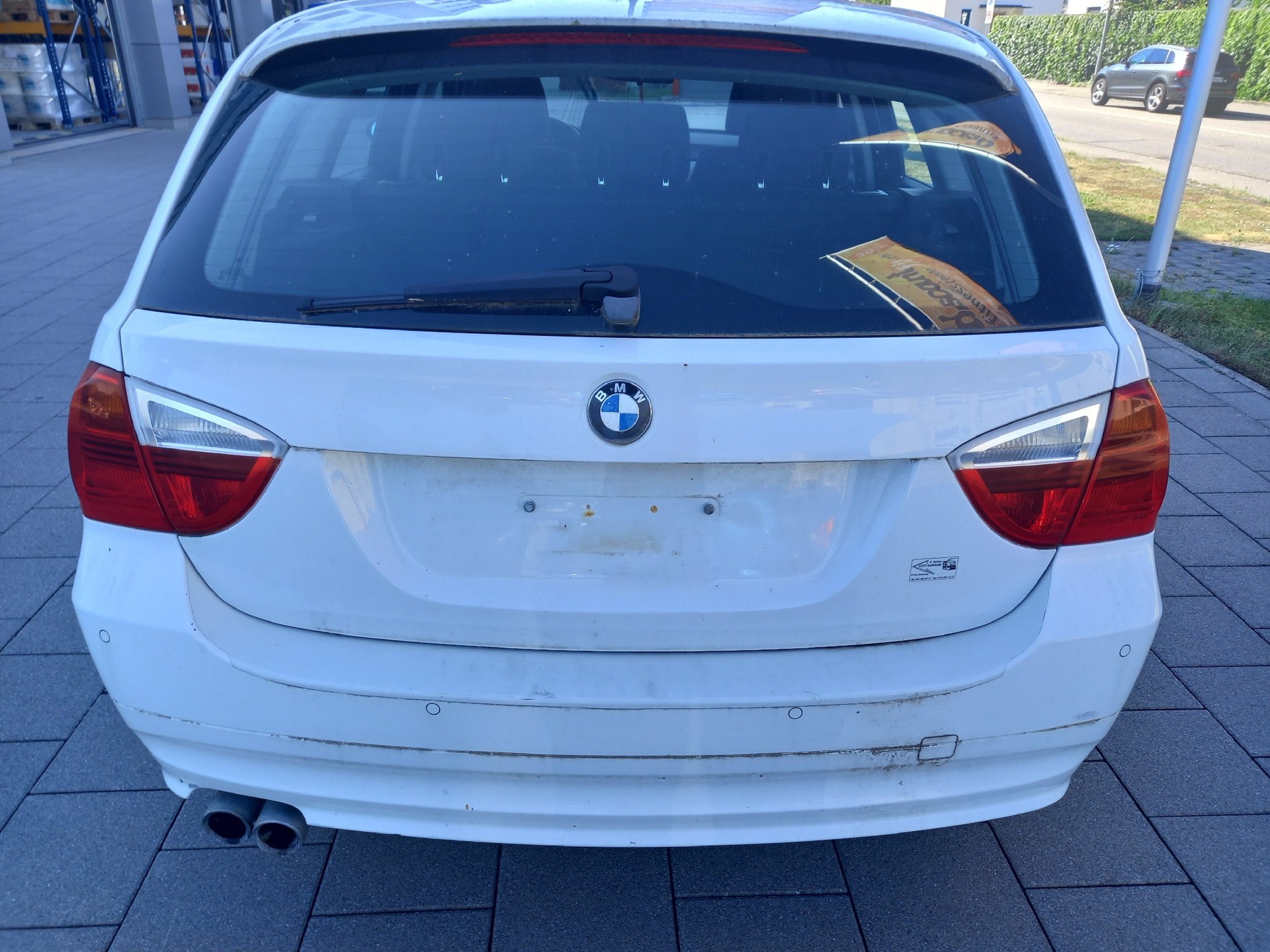 BMW 325xi Touring Steptronic-image-7