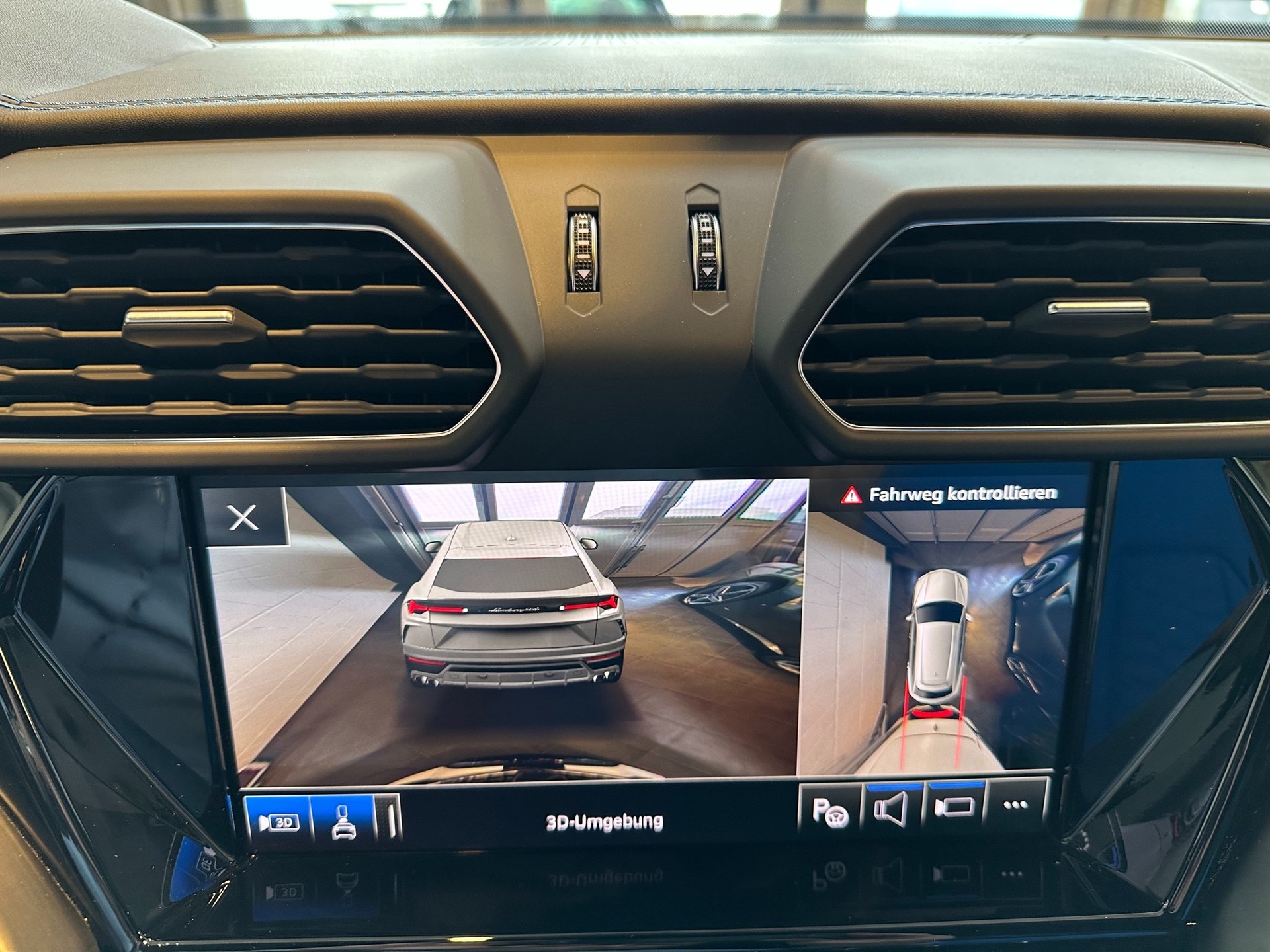 LAMBORGHINI Urus E-Gear-image-20