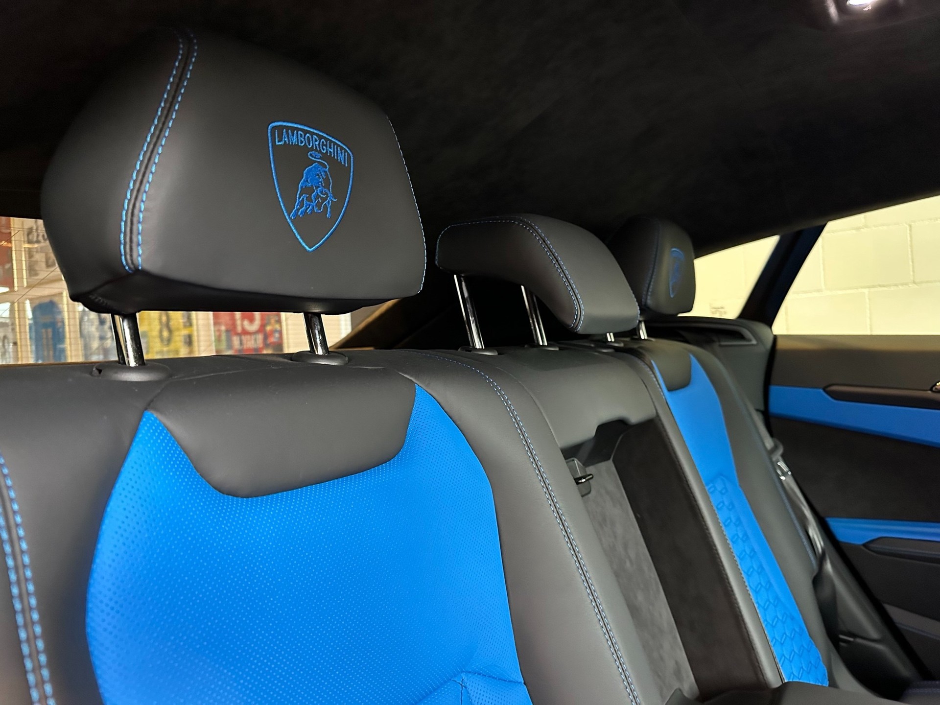 LAMBORGHINI Urus E-Gear-image-17