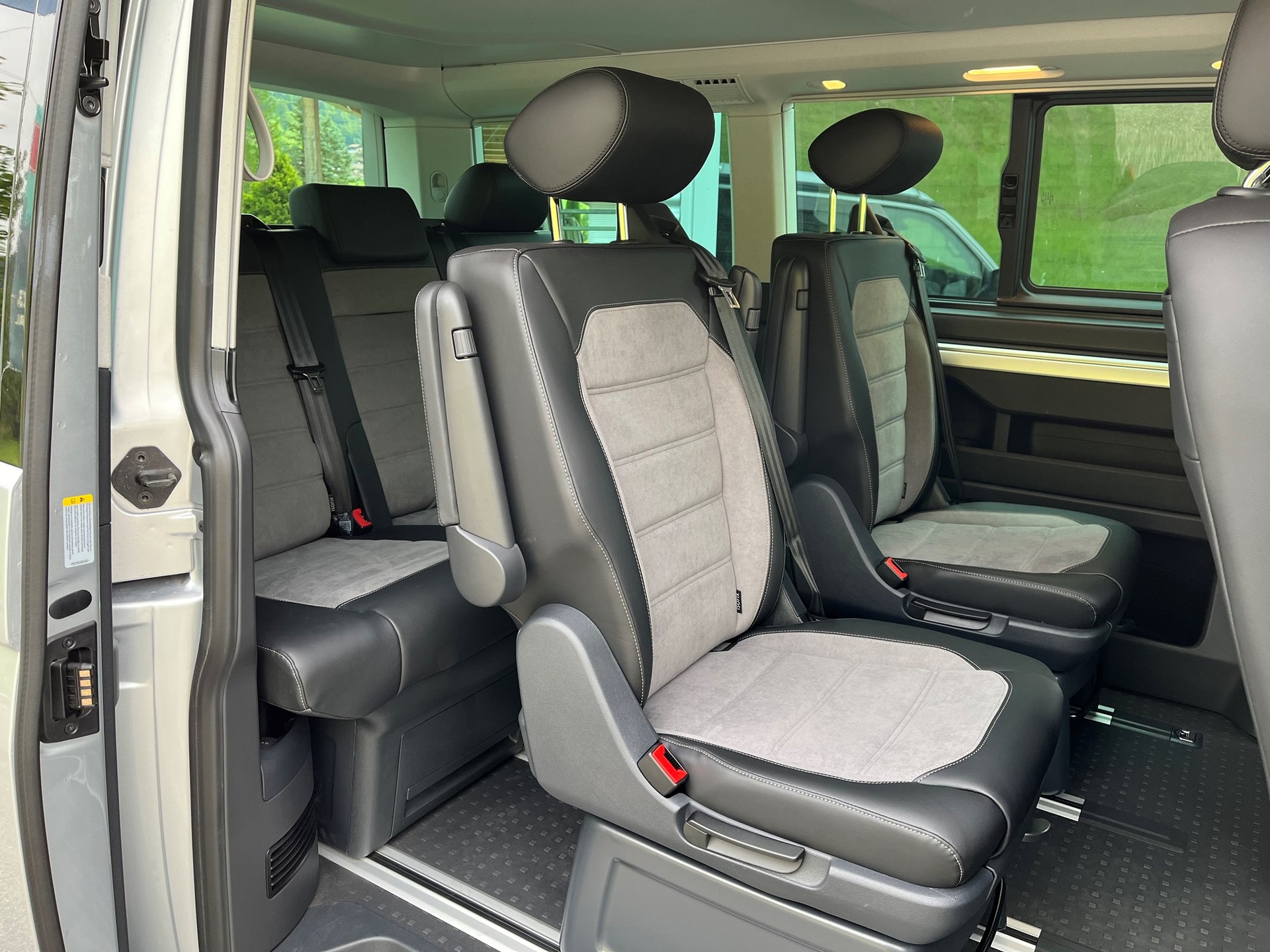 VW T6.1 California Beach Edition Liberty 2.0TDI DSG-image-8