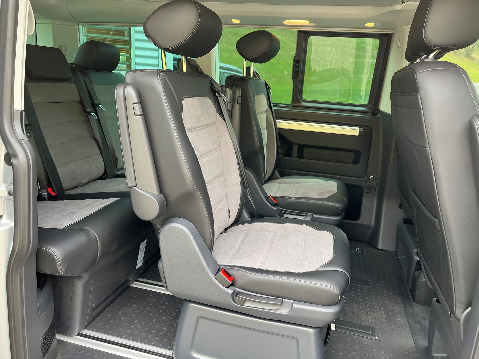 VW T6.1 California Beach Edition Liberty 2.0TDI DSG-image-9